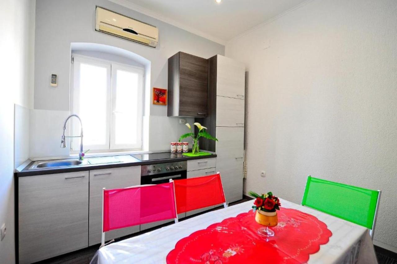 Apartments Bulovic In The Very Center Of Spalato Esterno foto