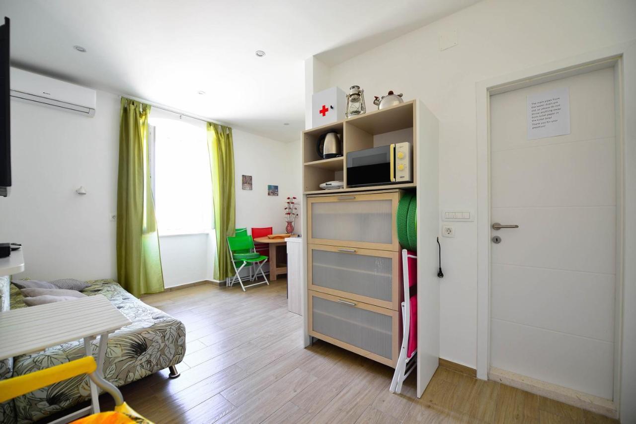 Apartments Bulovic In The Very Center Of Spalato Esterno foto