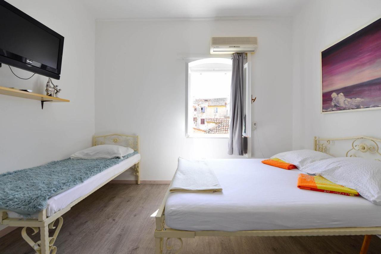 Apartments Bulovic In The Very Center Of Spalato Esterno foto